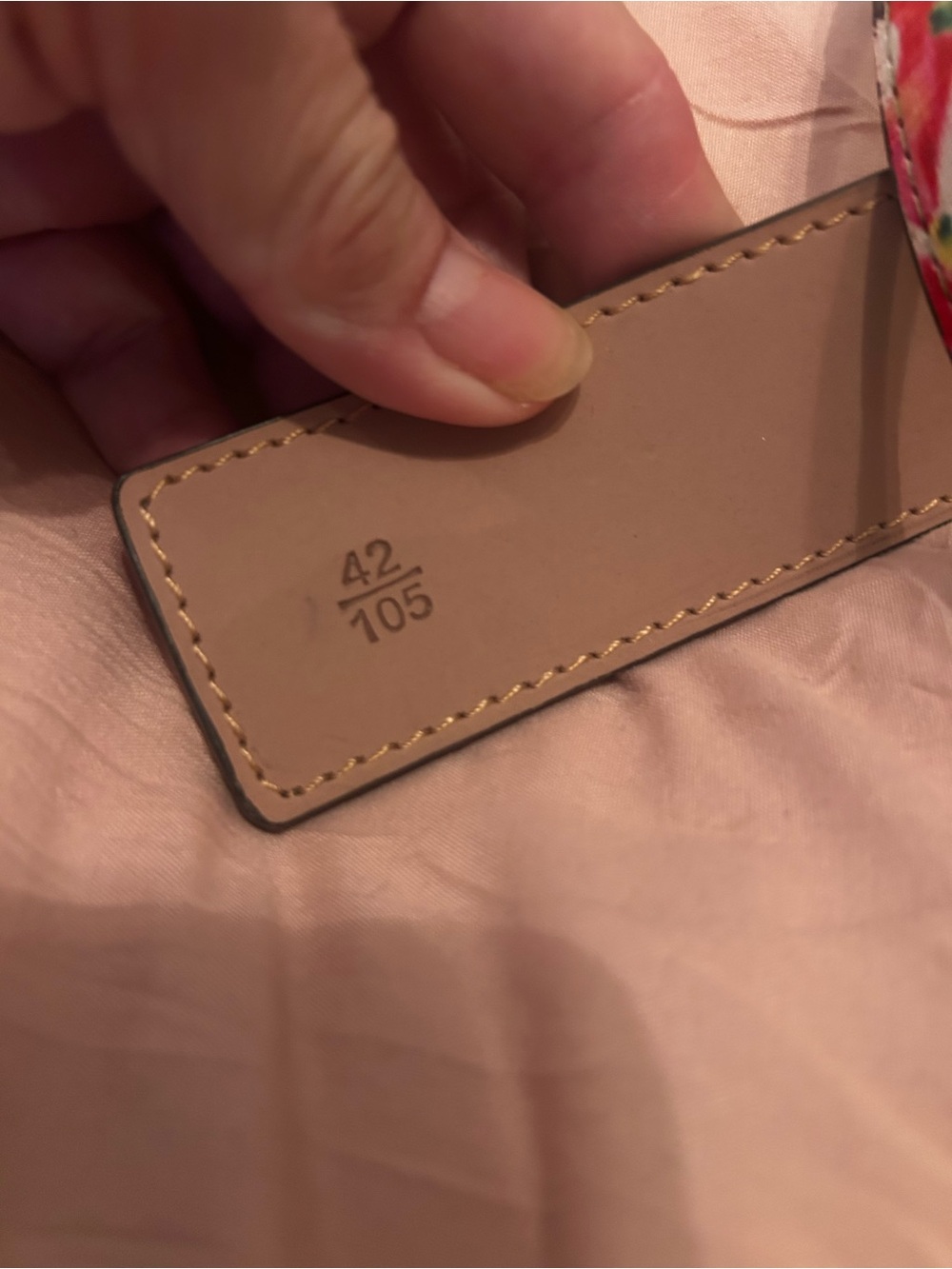 Gucci Floral Monogram GG Buckle Belt in Pink and Brown - Picture 4 of 6